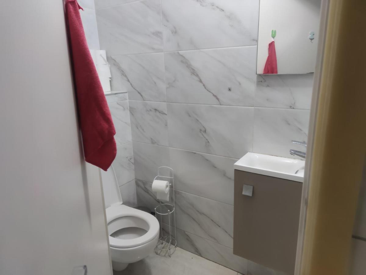 Chambre privée à Bobigny Exterior foto